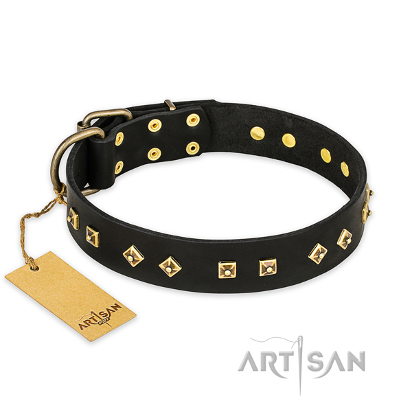 Trendy full grain leather dog collar with corrosion proof D-ring