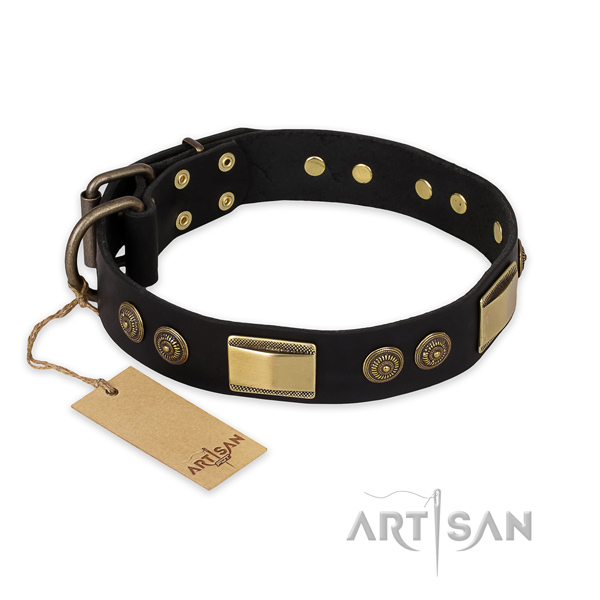 Stylish natural genuine leather dog collar for fancy walking